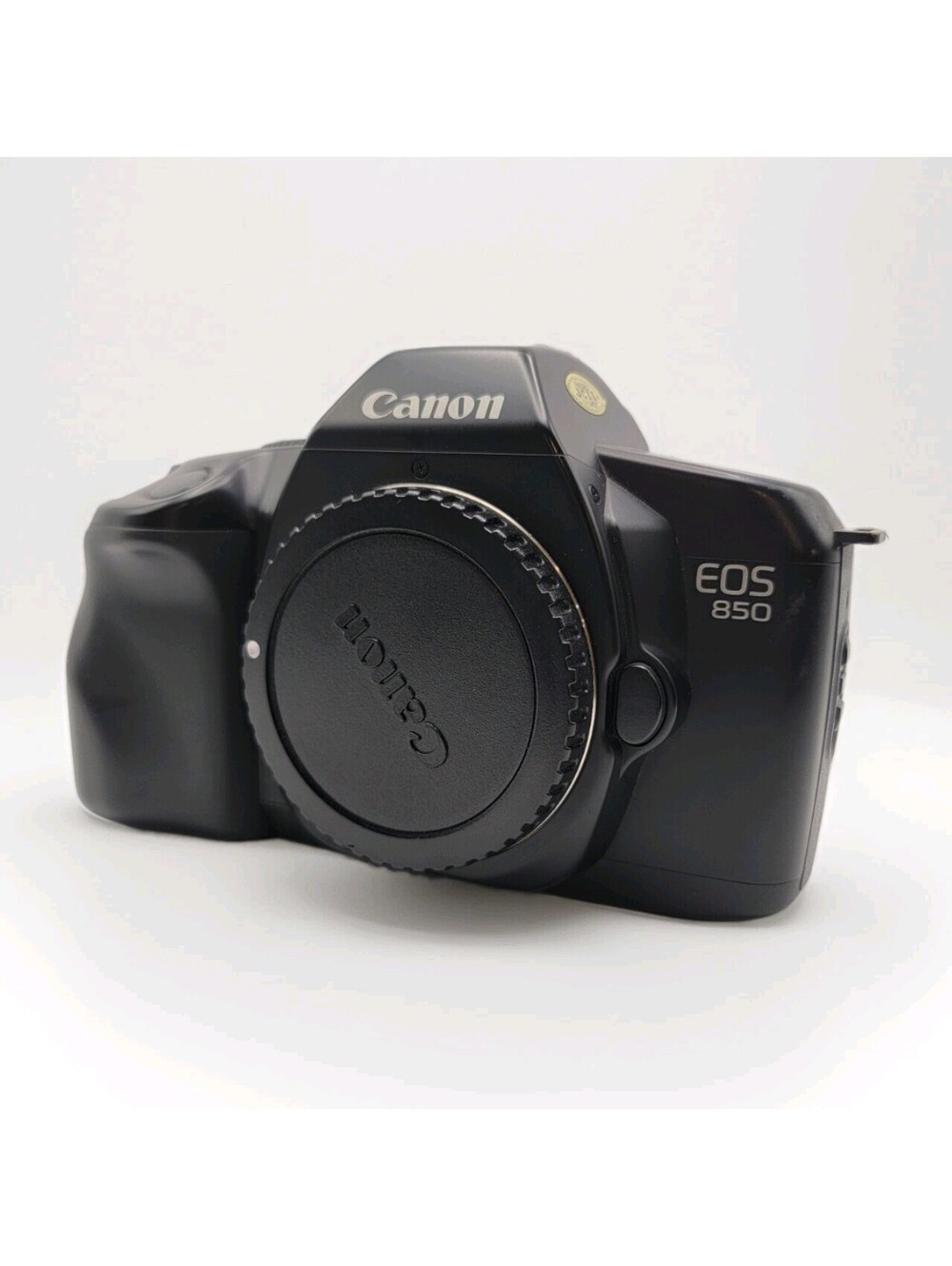 Canon EOS 850 35mm Film SLR Camera Body Only Excellent Cosmetic Cond UNTESTED